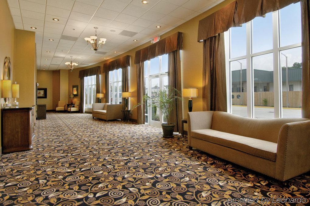 Holiday Inn Hotels Batesville By Ihg מראה פנימי תמונה