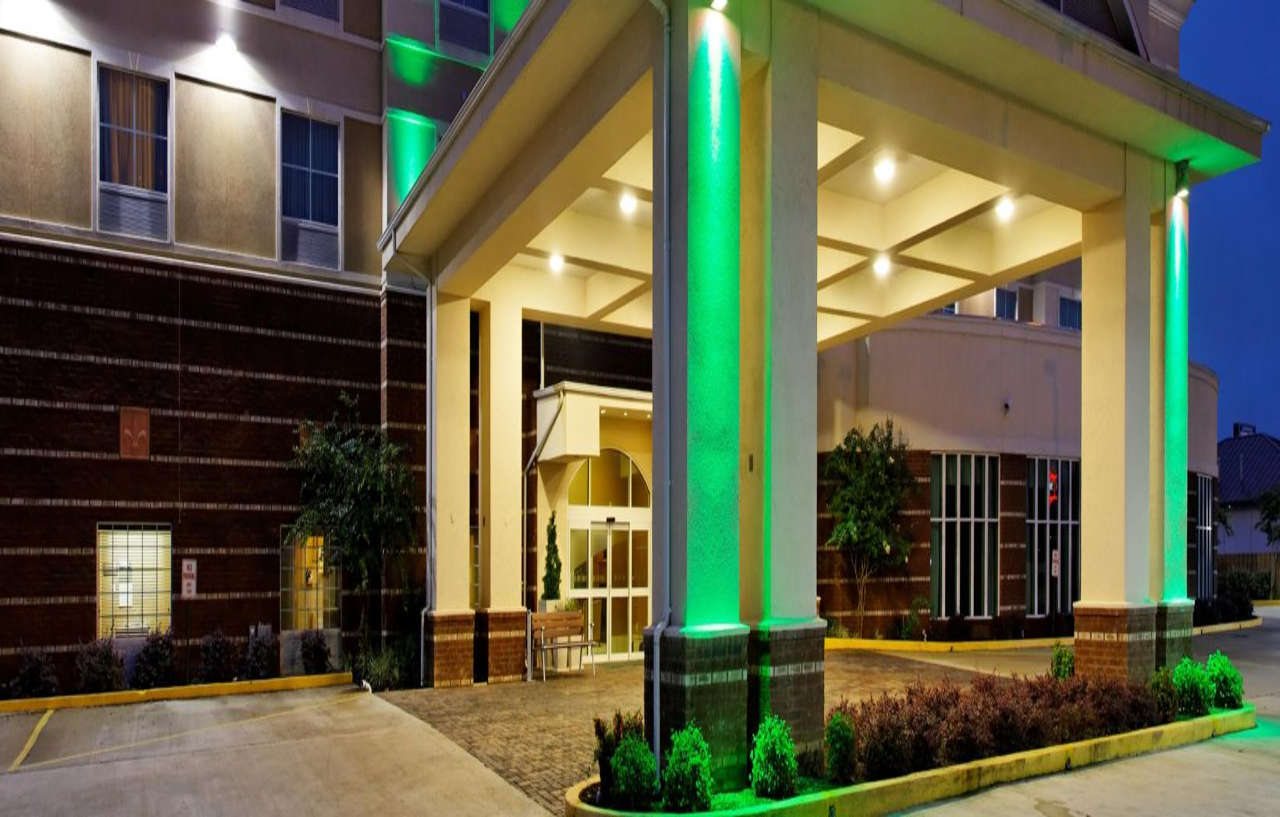 Holiday Inn Hotels Batesville By Ihg מראה חיצוני תמונה